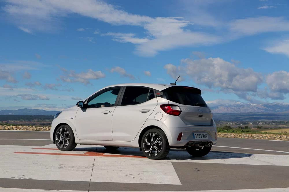 Prueba del Hyundai i10 1.0 TGDI 100 CV N Line 1 Motor16 Hyundai i10 1.0 TGDI 100 CV N Line