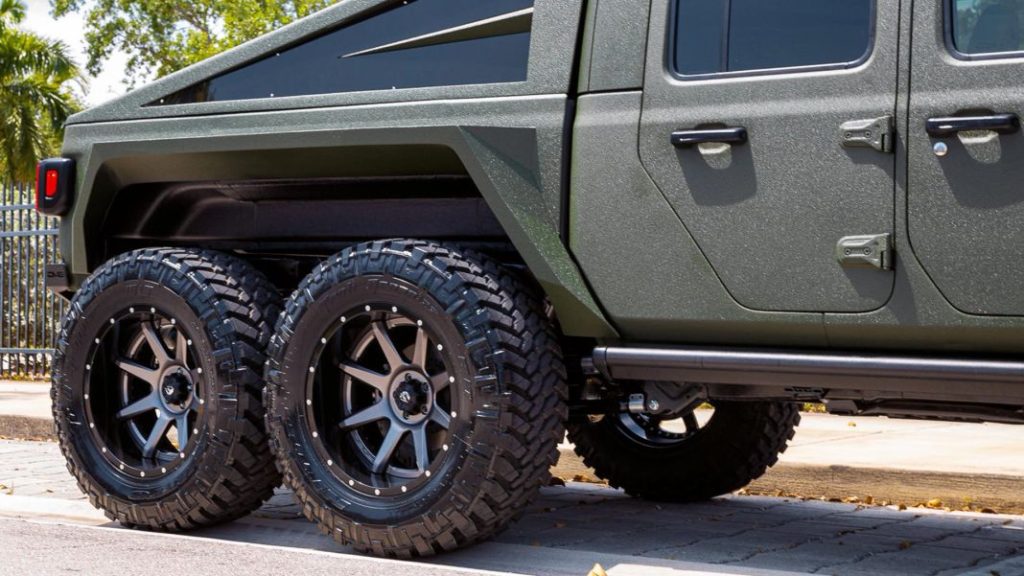 El Jeep Gladiator 6×6 Apocalypse Hellfire esconde el auténtico corazón de Satanás bajo el capó 72 Motor16 Jeep Gladiator 6x6 Apocalypse hellfire 21 Motor16