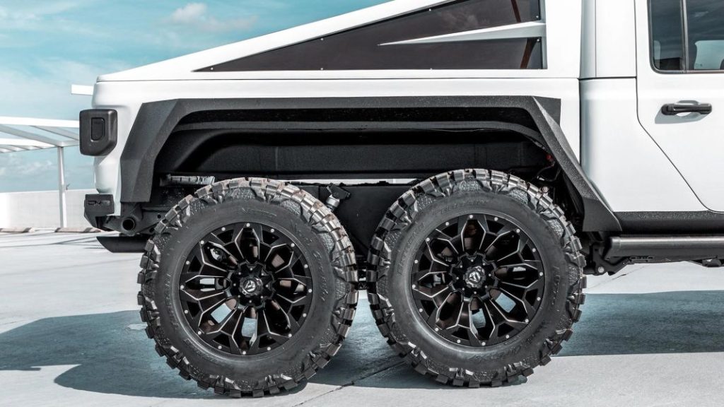 El Jeep Gladiator 6×6 Apocalypse Hellfire esconde el auténtico corazón de Satanás bajo el capó 68 Motor16 Jeep Gladiator 6x6 Apocalypse hellfire 27 Motor16