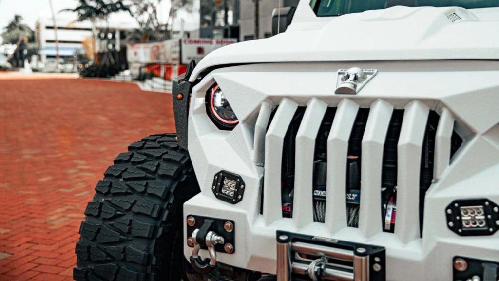 El Jeep Gladiator 6×6 Apocalypse Hellfire esconde el auténtico corazón de Satanás bajo el capó 36 Motor16 Jeep Gladiator 6x6 Apocalypse hellfire 59 Motor16