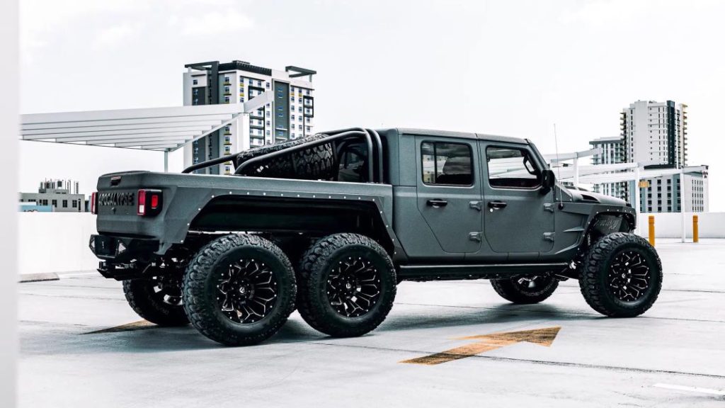 El Jeep Gladiator 6×6 Apocalypse Hellfire esconde el auténtico corazón de Satanás bajo el capó 11 Motor16 Jeep Gladiator 6x6 Apocalypse hellfire 84 Motor16