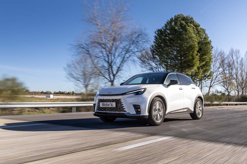 Prueba del Lexus LBX. Premium y muy gratificante 18 Motor16 LEXUS LBX 10 Motor16