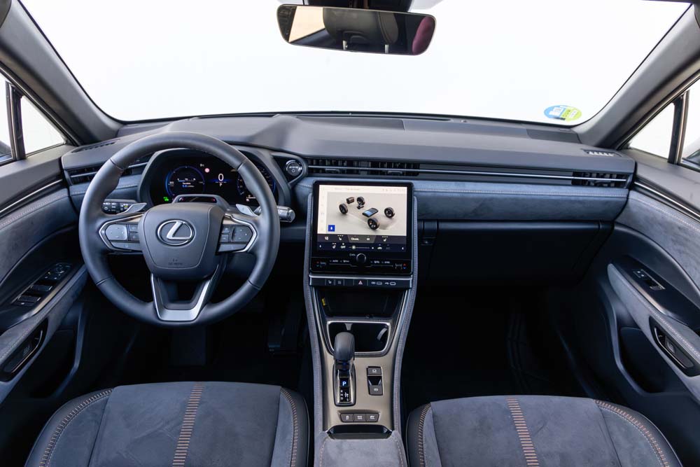 Prueba del Lexus LBX. Premium y muy gratificante 27 Motor16 LEXUS LBX 19 1 Motor16