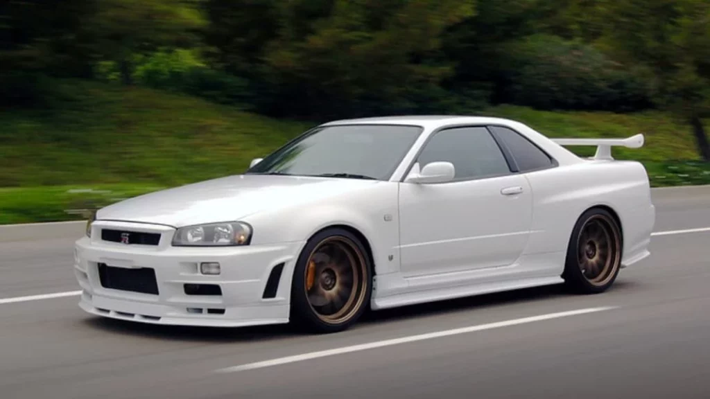 ¿Qué características tiene el Nissan Skyline GT-R R34?