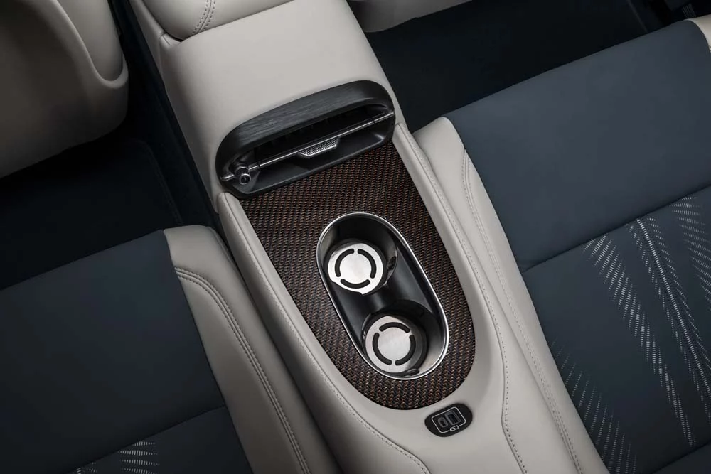 Maserati GranCabrio Folgore: placer y rendimiento eléctrico 14 Motor16 Maserati GranCabrio Folgore 9 Motor16