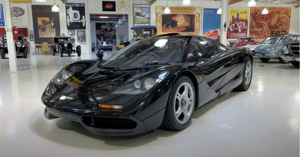 Así es como Jay Leno detalla un McLaren F1 con productos de supermercado 1 Motor16 McLaren F1 de Jay Leno: un superdeportivo ¡con detalles de uso!