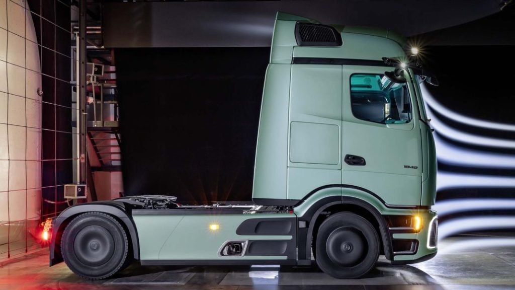 Mercedes Actros ProCabin 2025: Así es el futurista camión que va a plagar nuestras carreteras 2 Motor16 Mercedes Actros L ProCabin 3 Motor16