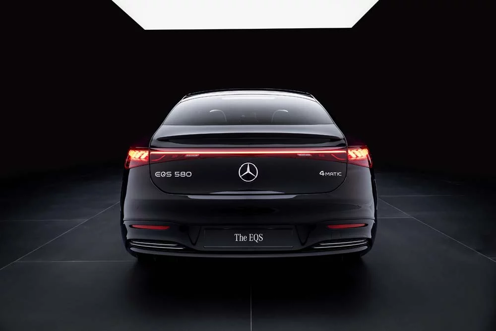 Este Mercedes EQS nació para llevarte al fin del mundo. Y no con electricidad 1 Motor16 2024 Mercedes EQS. Imagen trasera.