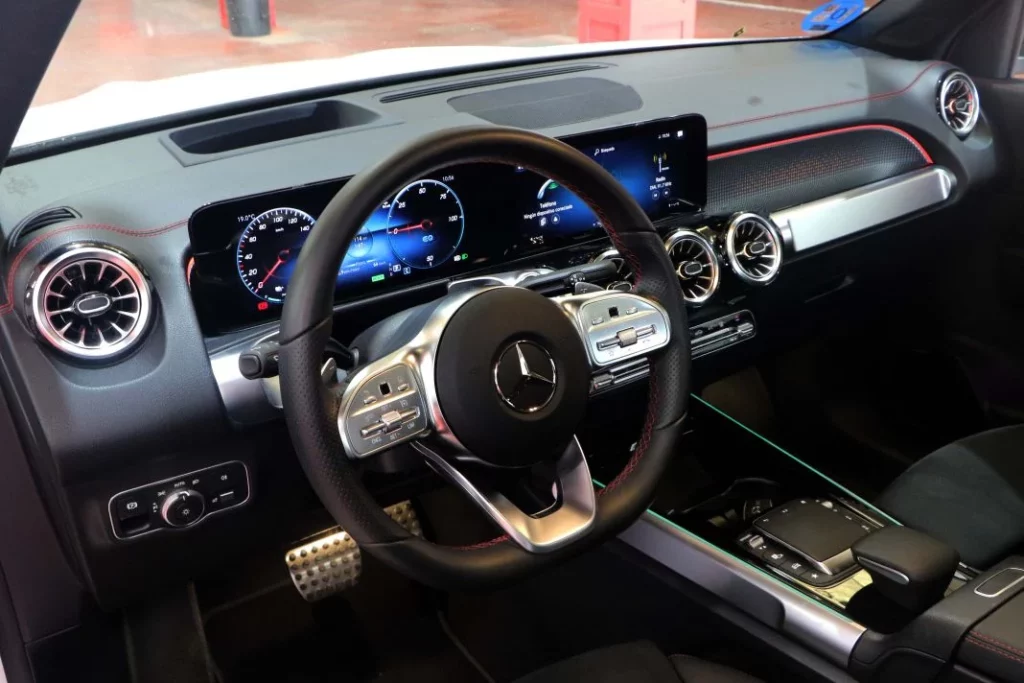 2024 Mercedes-Benz EQB 250+. Prueba. Imagen interior.