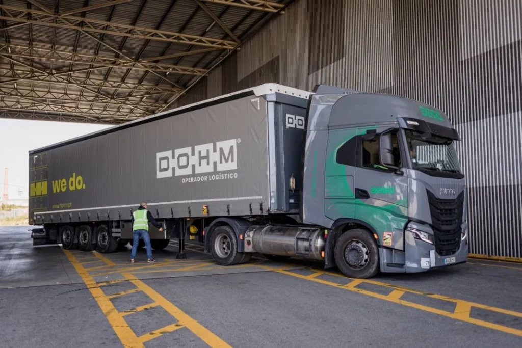 Michelín gestionará el servicio de neumáticos de la flota de DOHM con el sistema automatizado QuickScan 2 Motor16 Michelin y DOHM 8 Motor16