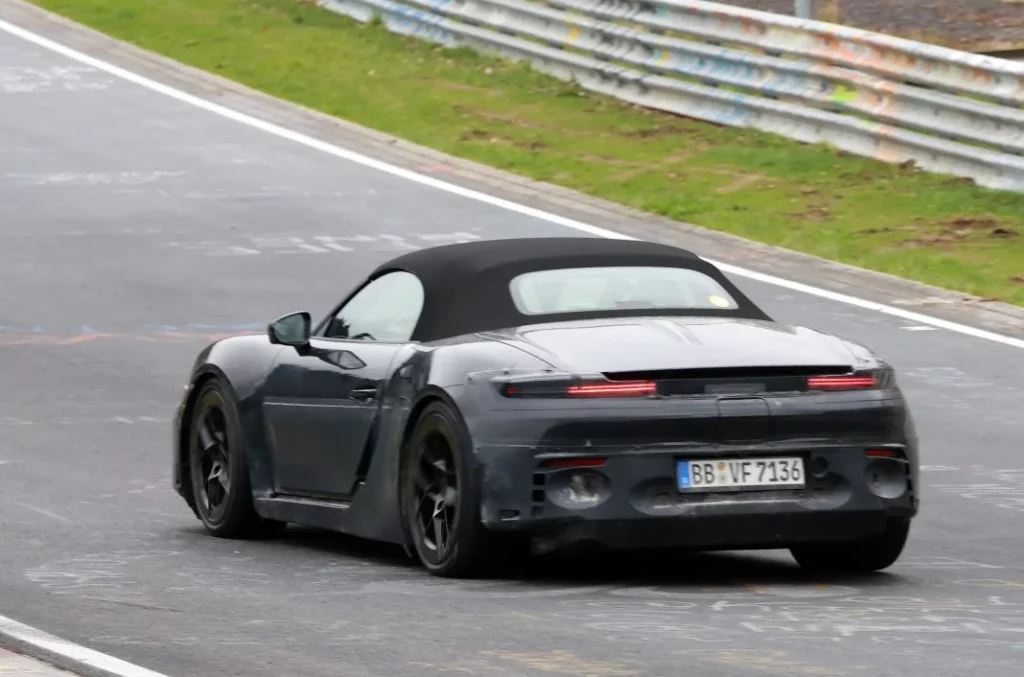 El Porsche Boxster eléctrico pasa la exigente prueba de Nürburgring 12 Motor16 Porsche Boxster electrico 10 Motor16