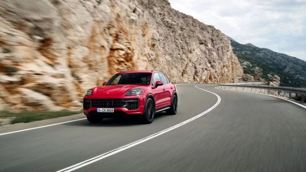 Porsche Cayenne GTS 2024. Más que nunca, el mejor de la gama 8 Motor16 Porsche Cayenne GTS 2024 8 Motor16