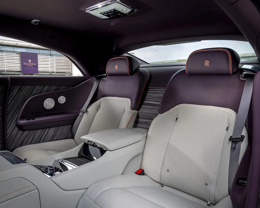 ROLLS ROYCE SPECTRE SCAPISM 7 Motor16