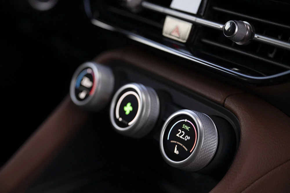 SKODA KODIAQ INTERIOR 11 Motor16