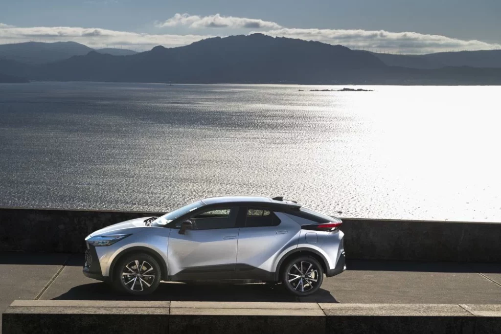 Toyota C-HR 220PH Plug-in Hybrid