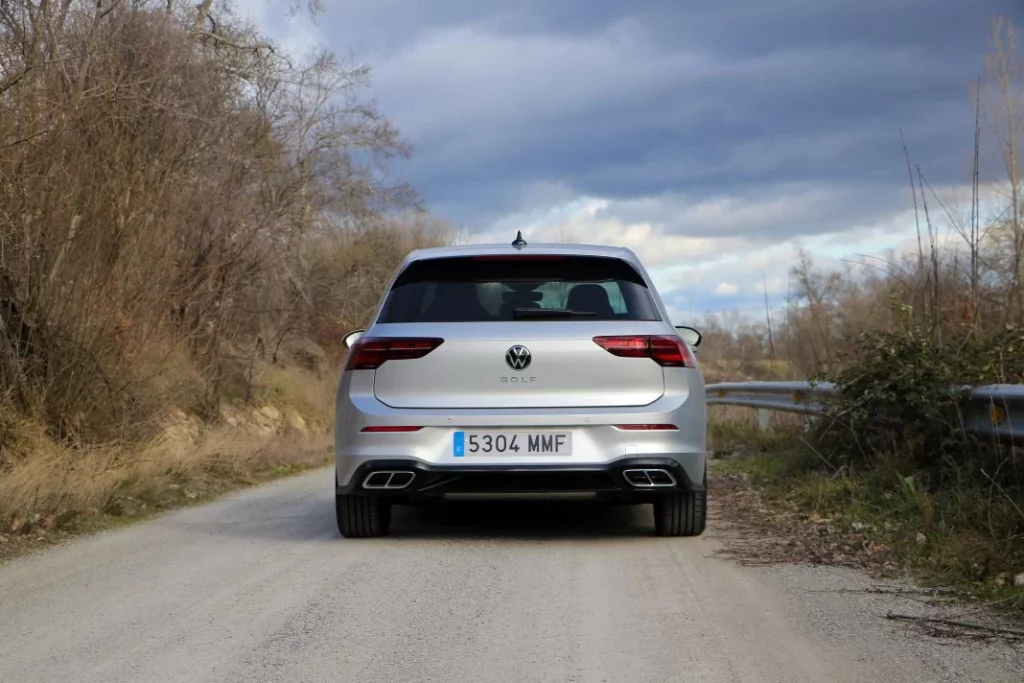 Volkswagen Golf R Line TDI 5 Motor16