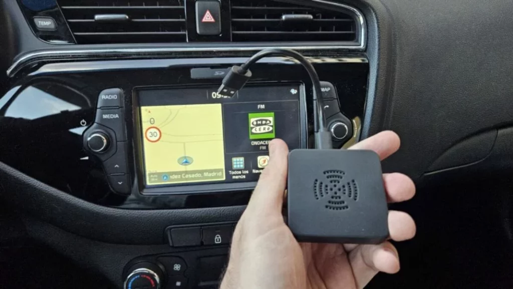 La multa que la DGT te va a poner si has instalado una pantalla Android Auto en tu coche 55 Motor16 sanción