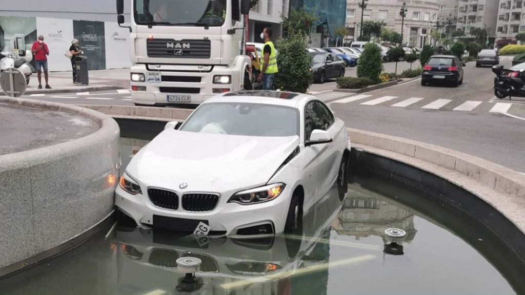 Así se hace una rotonda: Y si no la DGT te multará con 500 euros y 6 puntos 230 Motor16 DGT