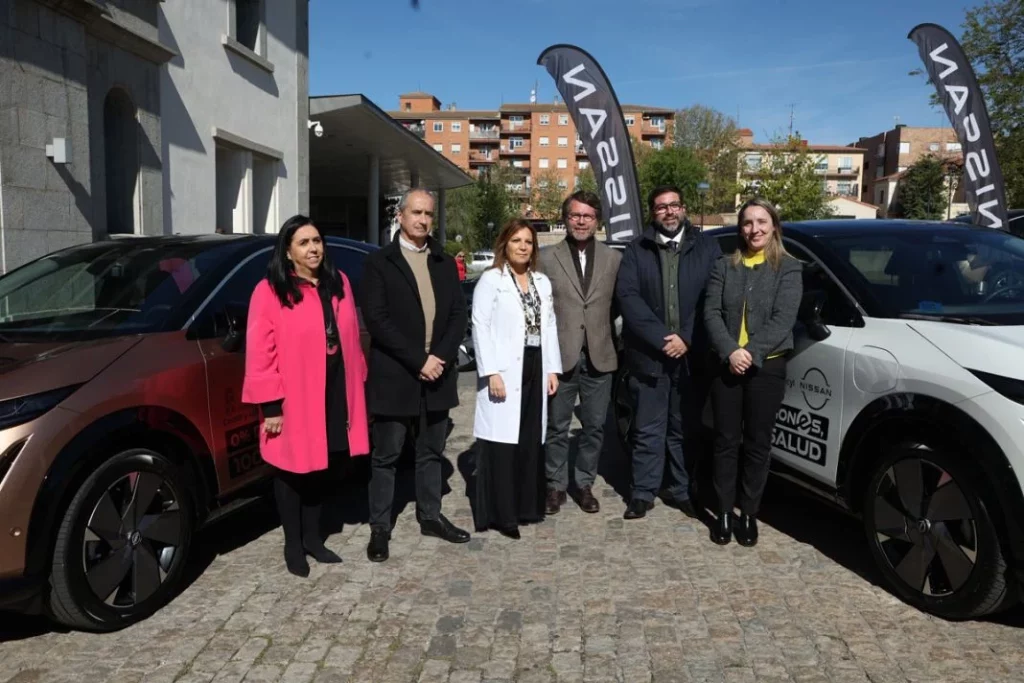 La marca de coches que impulsa la salud y la sostenibilidad en Castilla y León 1 Motor16 La entrega de los coches tuvo lugar en Ávila, donde Nissan tiene una fábrica.