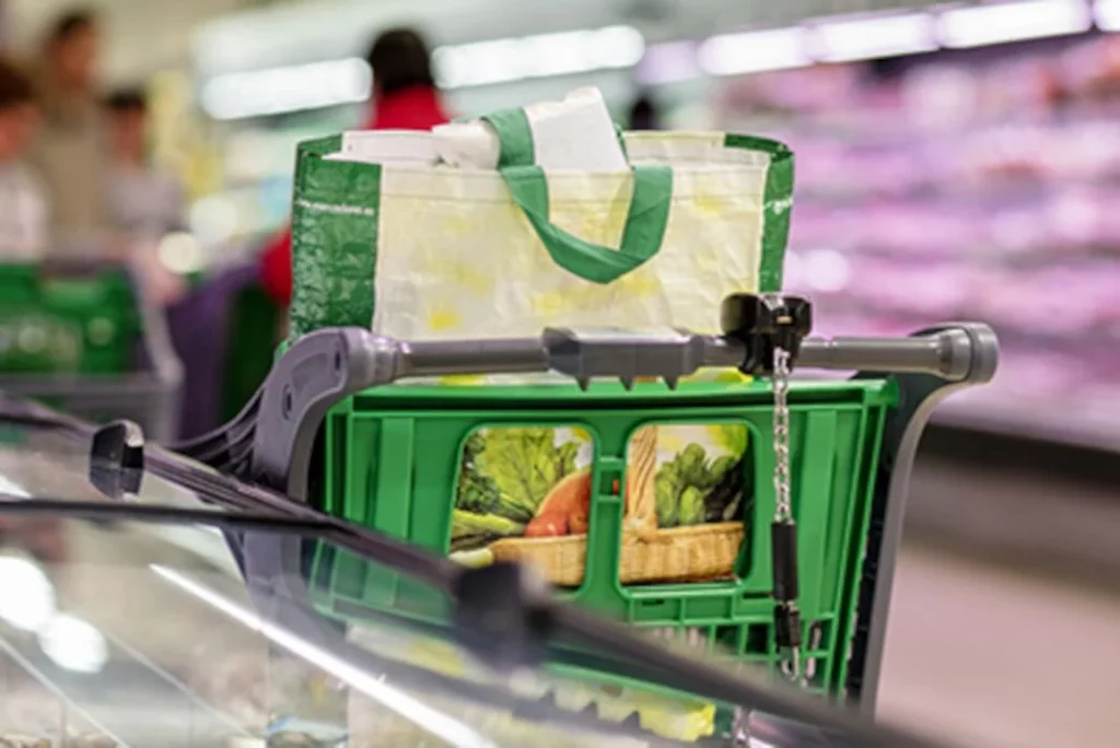 La multa que la Dirección General de Tráfico te puede poner después de pasar por el supermercado 173 Motor16 reglamento