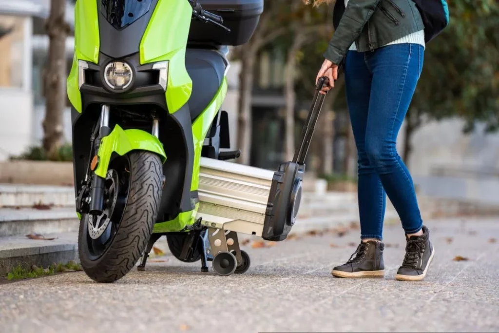 Si vives en Madrid, estas son las nuevas ayudas para comprar bicicletas y motos eléctricas 178 Motor16 contaminantes