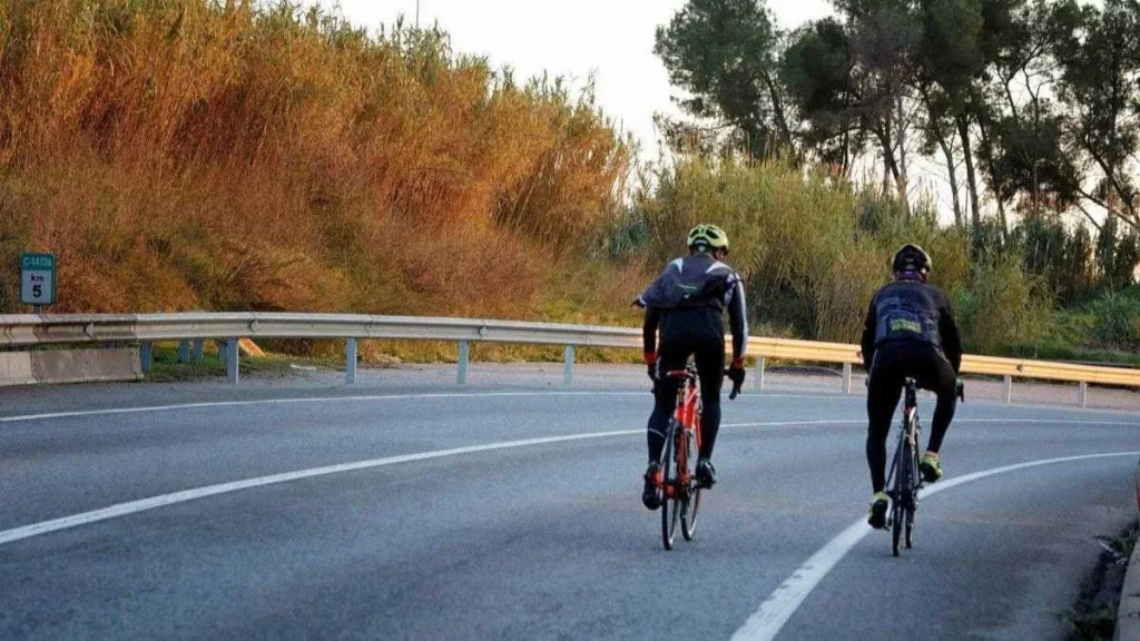 Las normas que todo ciclista debe conocer. Pedalee por Madrid, Barcelona, Mallorca... 85 Motor16 seguridad