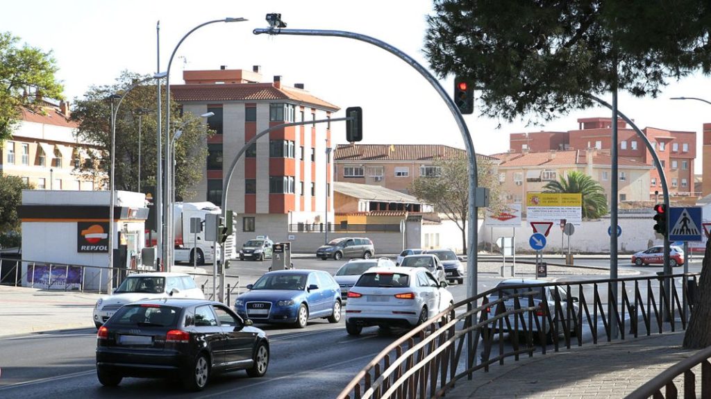 Así es cómo funcionan las cámaras de semáforo en rojo 43 Motor16 seguridad