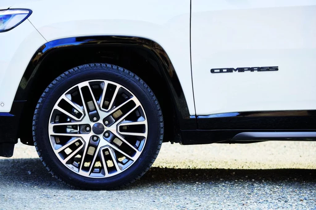 Jeep Renegade y Compass e-Hybrid