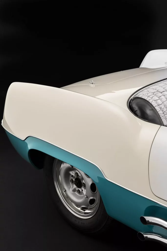 Este Abarth 208 A Spyder es un coche único en el mundo y está a la venta 22 Motor16 1955 Abarth 208 A Spyder RM Sothebys 18 Motor16