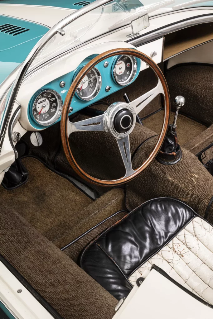 Este Abarth 208 A Spyder es un coche único en el mundo y está a la venta 7 Motor16 1955 Abarth 208 A Spyder RM Sothebys 3 Motor16