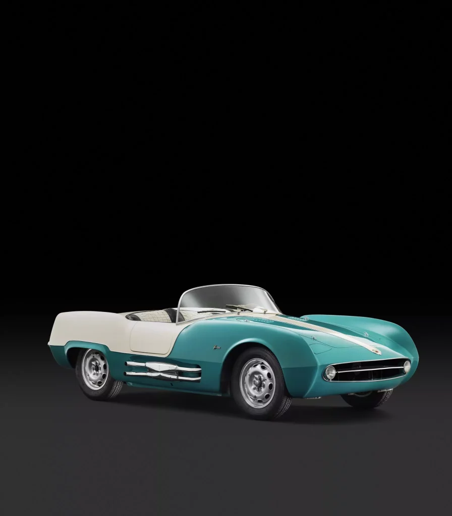Este Abarth 208 A Spyder es un coche único en el mundo y está a la venta 1 Motor16 1955 Abarth 208 A Spyder. RM Sotheby's. Imagen delantera.