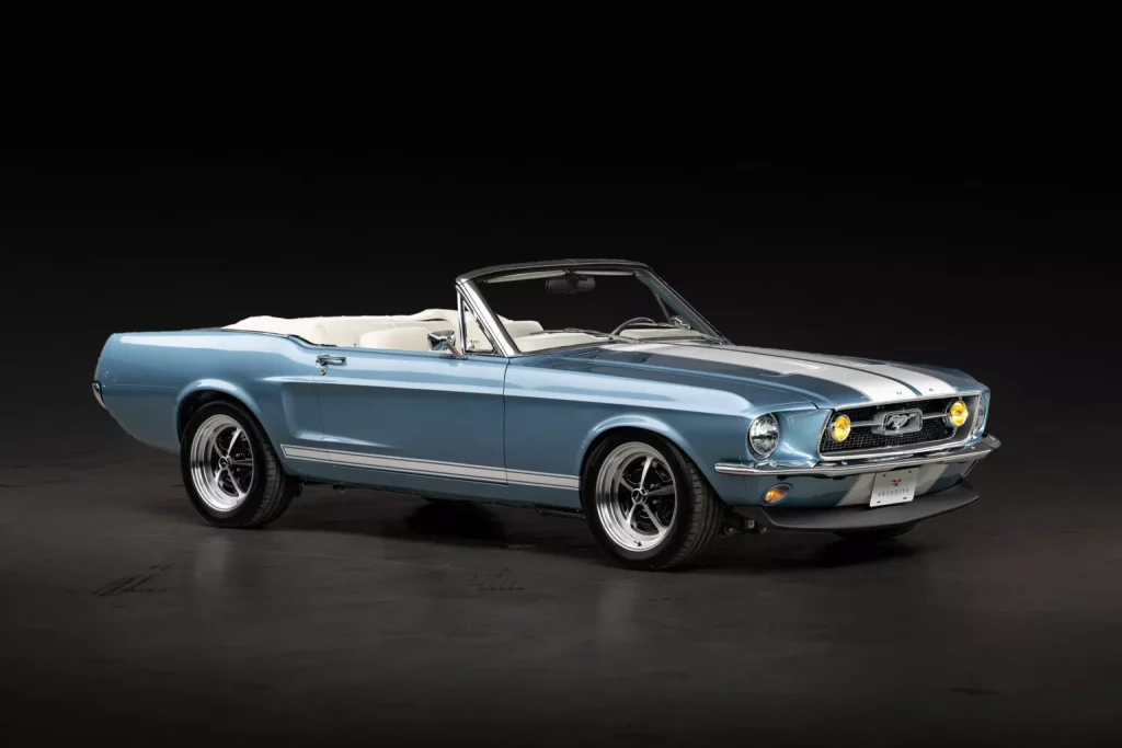 Velocity es capaz de actualizar tu clásico Ford Mustang de los años ‘60 5 Motor16 1968 Ford Mustang Velcoity restomod 2 Motor16