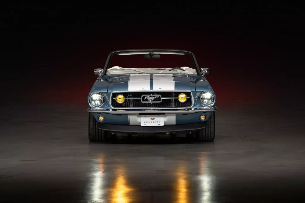 Velocity es capaz de actualizar tu clásico Ford Mustang de los años ‘60 8 Motor16 1968 Ford Mustang Velcoity restomod 5 Motor16