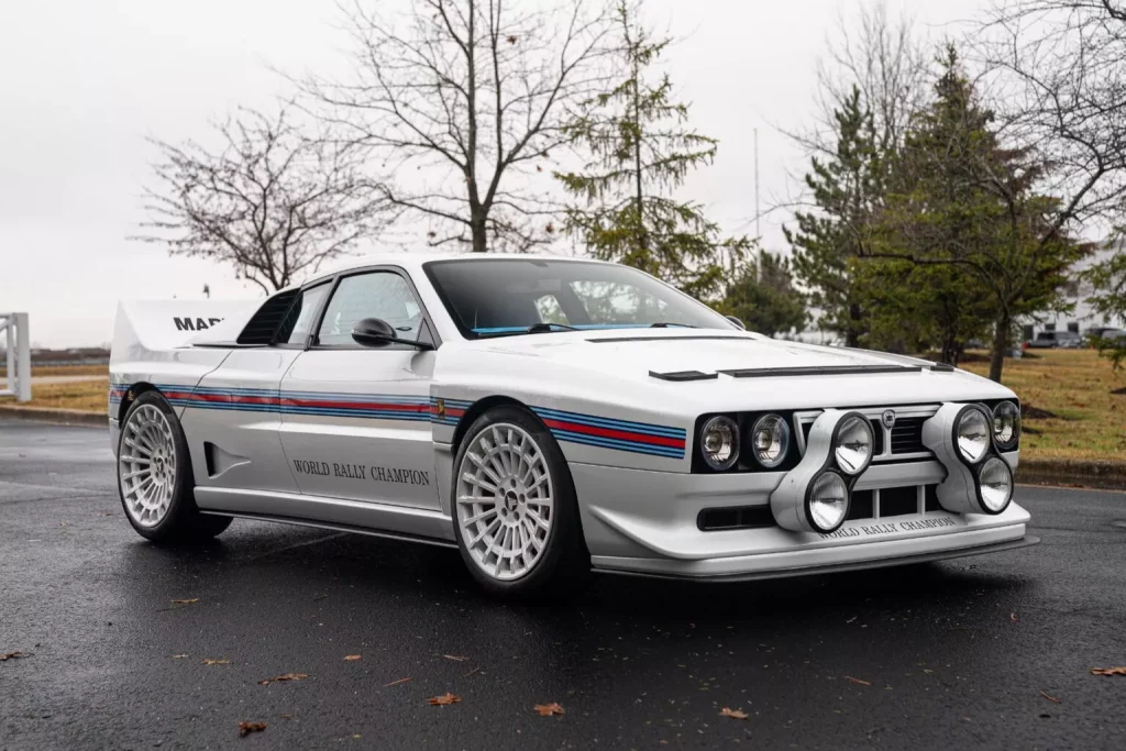 El único Kimera EVO37 'Martini 7' se vende por una auténtica fortuna 7 Motor16 2023 Kimera EVO37 Martini 7 3 Motor16