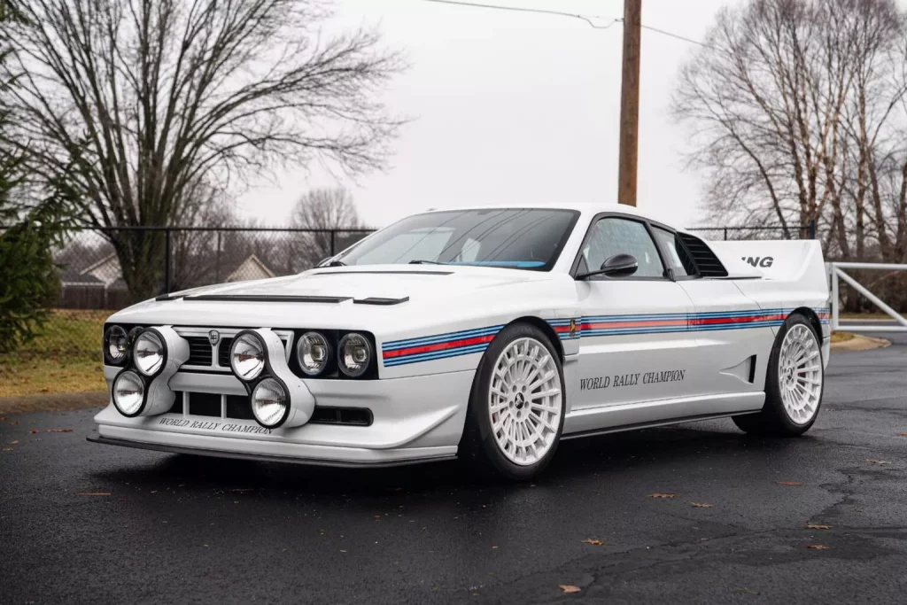 El único Kimera EVO37 'Martini 7' se vende por una auténtica fortuna 8 Motor16 2023 Kimera EVO37 Martini 7 4 Motor16