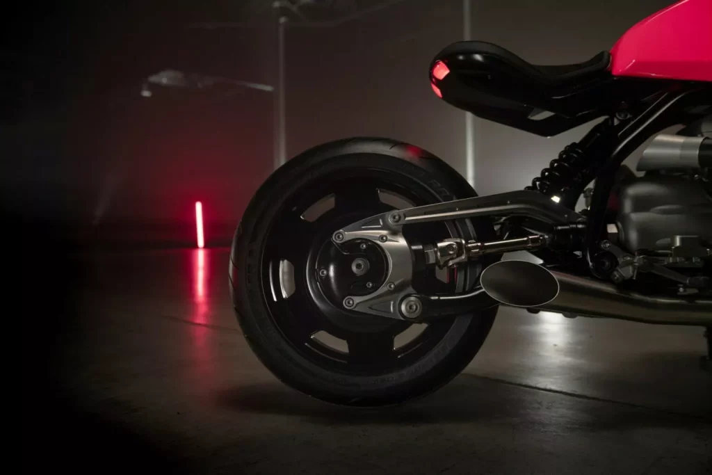 2024 BMW R20 Concept. Imagen detalle.