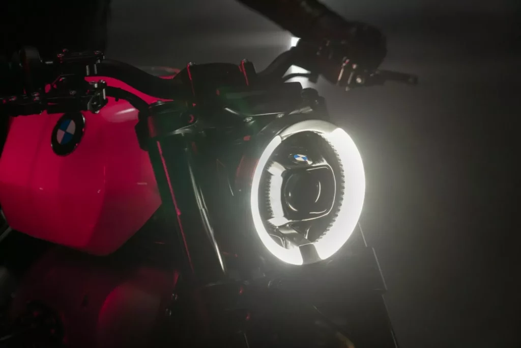 2024 BMW BMW R20 Concept 7 Motor16