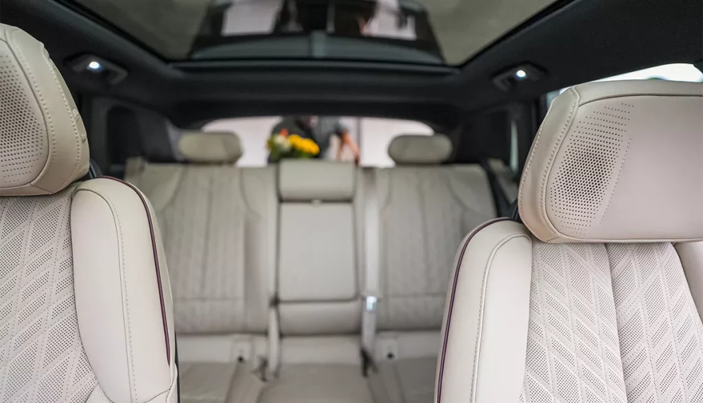 El Cadillac Lyriq aterriza en Europa. Más caro que en USA, pero interesa 10 Motor16 2024 Cadillac Lyriq Alemania 8 Motor16