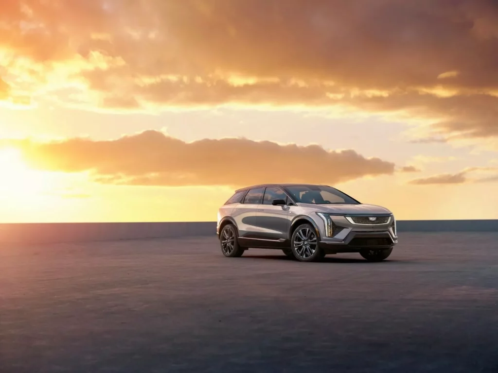 El Cadillac Optiq llega a EE.UU. a casi precio de Lyriq 6 Motor16 2024 Cadillac Optiq USA 3 Motor16