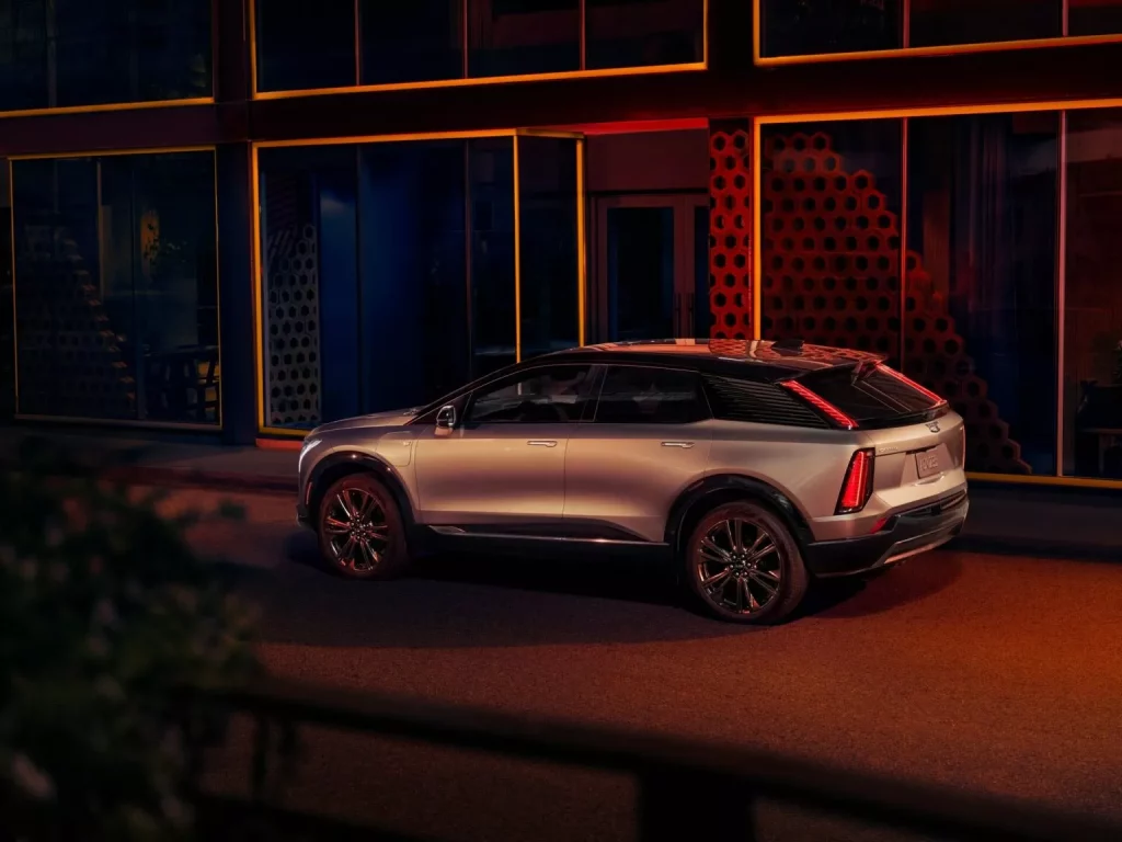 El Cadillac Optiq llega a EE.UU. a casi precio de Lyriq 8 Motor16 2024 Cadillac Optiq USA 5 Motor16