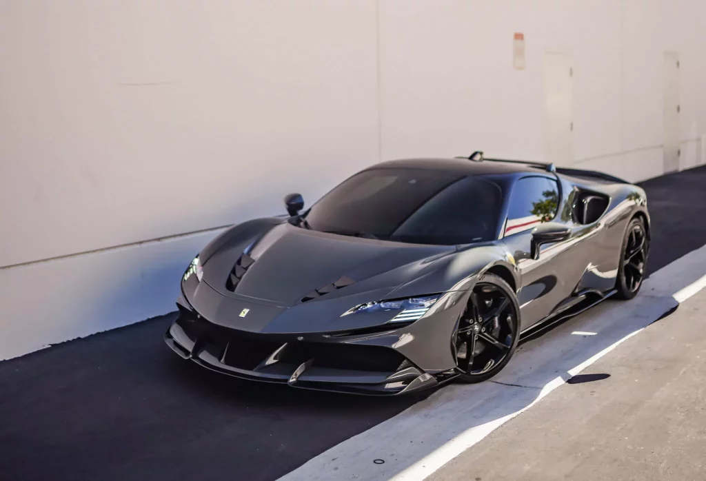 1016 Industries viste tu Ferrari SF90 de fibra de carbono por una fortuna 28 Motor16 2024 Ferrari SF90 by 1016 Industries 23 Motor16