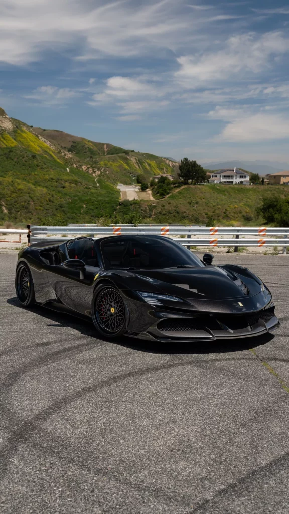 1016 Industries viste tu Ferrari SF90 de fibra de carbono por una fortuna 9 Motor16 2024 Ferrari SF90 by 1016 Industries 4 Motor16