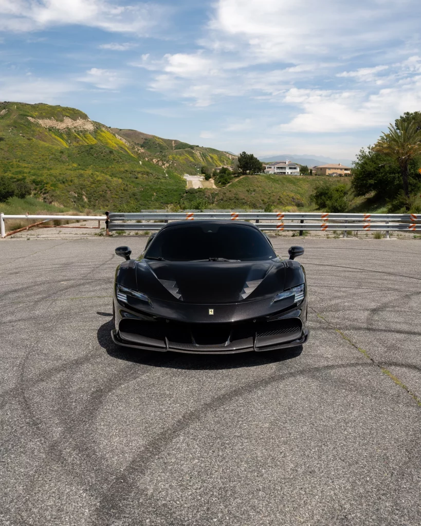 1016 Industries viste tu Ferrari SF90 de fibra de carbono por una fortuna 12 Motor16 2024 Ferrari SF90 by 1016 Industries 7 Motor16