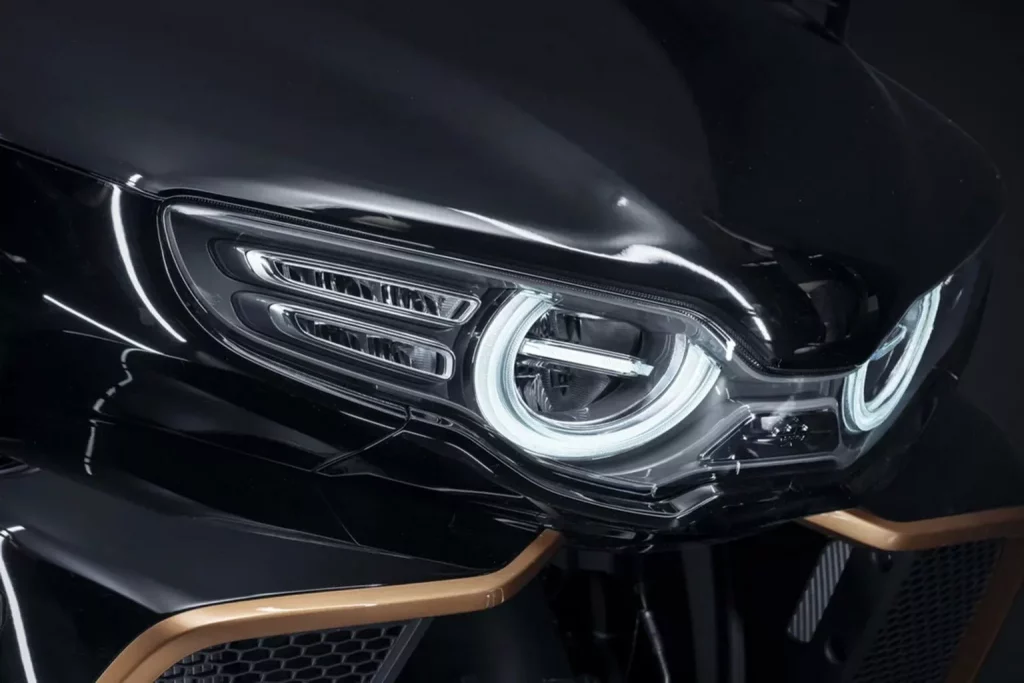 Souo S 2000 ST: La moto que deja en evidencia a la Gold Wing con dos cilindros más 5 Motor16 2024 GWM Suou S 2000 ST 2 Motor16