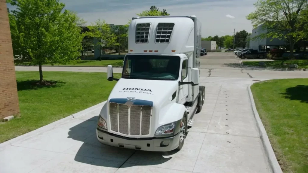 Honda ya tiene su camión de hidrógeno a punto de caramelo 4 Motor16 2024 Honda camion hydrogen fuel cell concept 3 Motor16