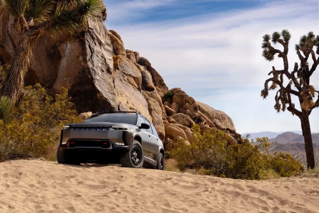 2024 Jeep Wagoneer S Trailhawk Concept 23 Motor16