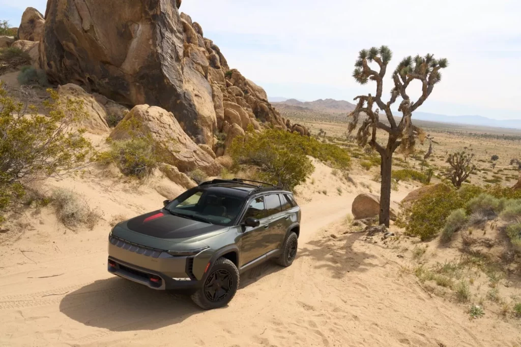 2024 Jeep Wagoneer S Trailhawk Concept 24 Motor16