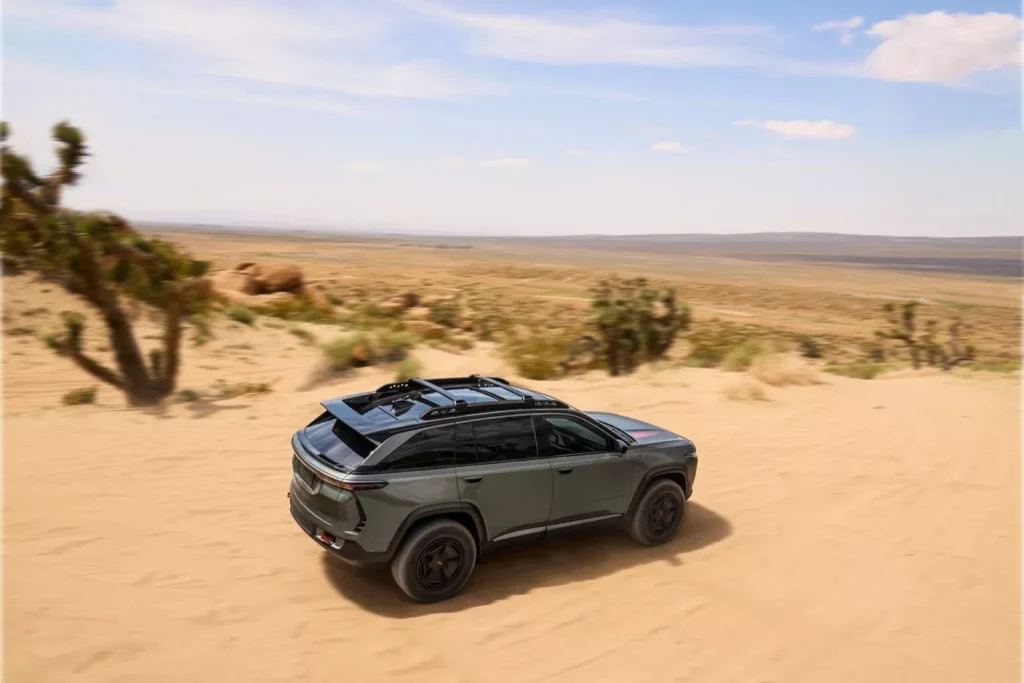 2024 Jeep Wagoneer S Trailhawk Concept. Imagen movimiento.