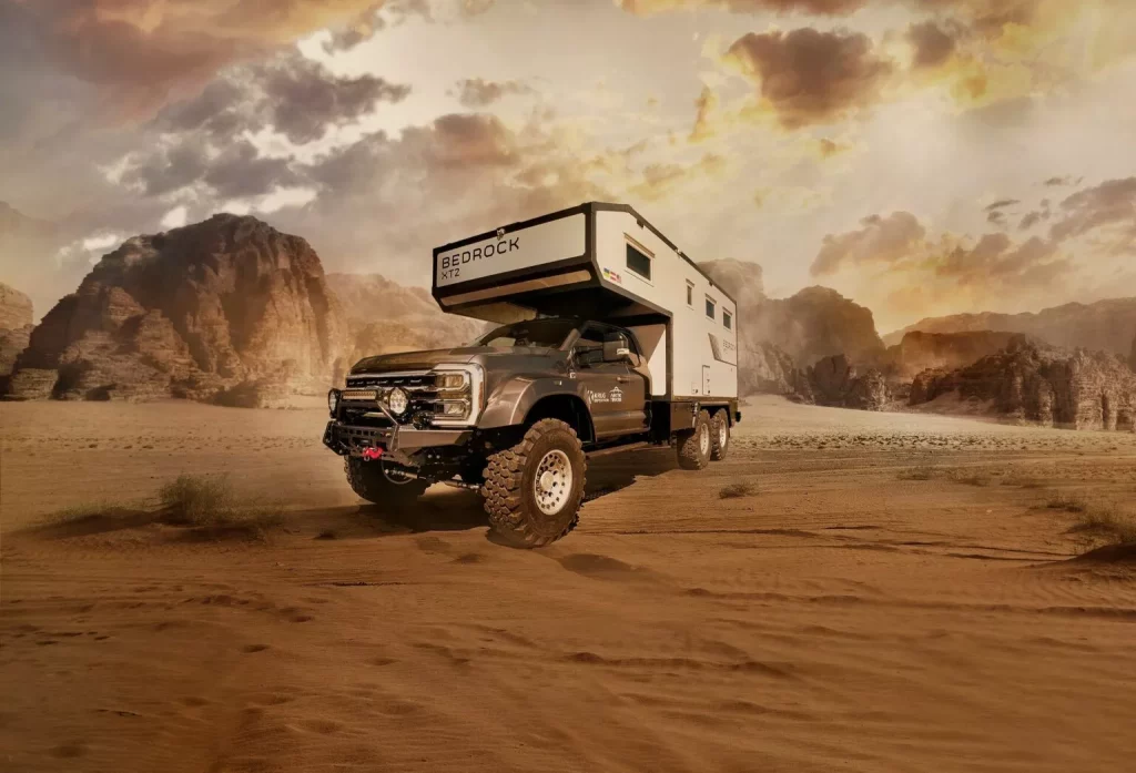 2024 Krug Bedrock XT2. Camper. Imagen exterior.