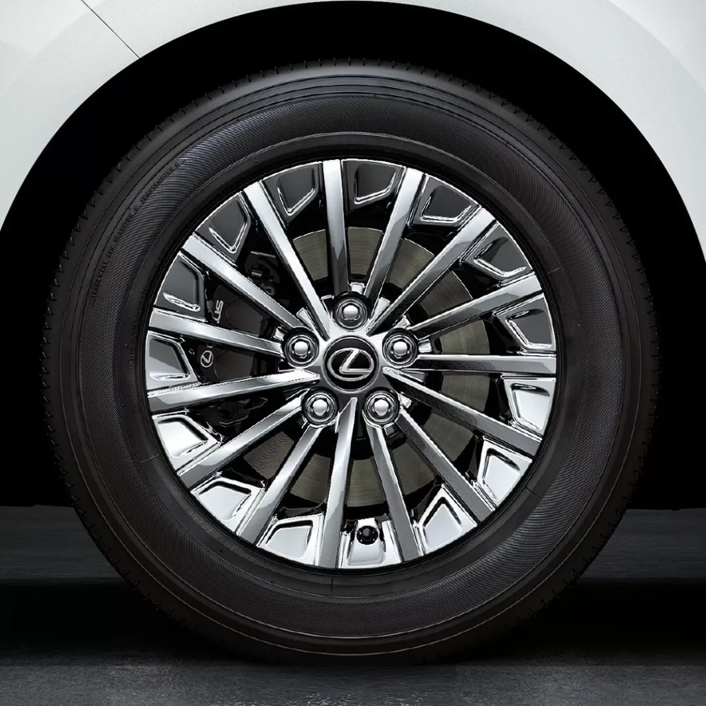El impresionante Lexus LM estrena una versión de 'acceso' 29 Motor16 2024 Lexus LM Luxury Japon 24 Motor16